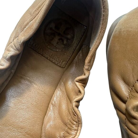Tory Burch Ambrose flex sole ballet Flats camel tan Leather Scrunch flexible 6.5 - Picture 2 of 10
